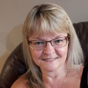 Meet your Posher, Julianne